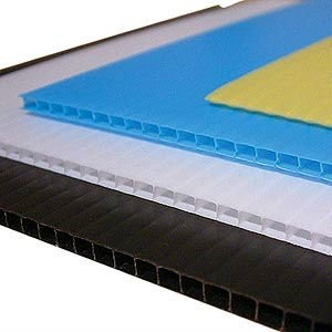 corrugated plastic panels
